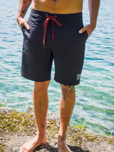 Basic Tribal Stripe Boardshort - recycelt Zeachild