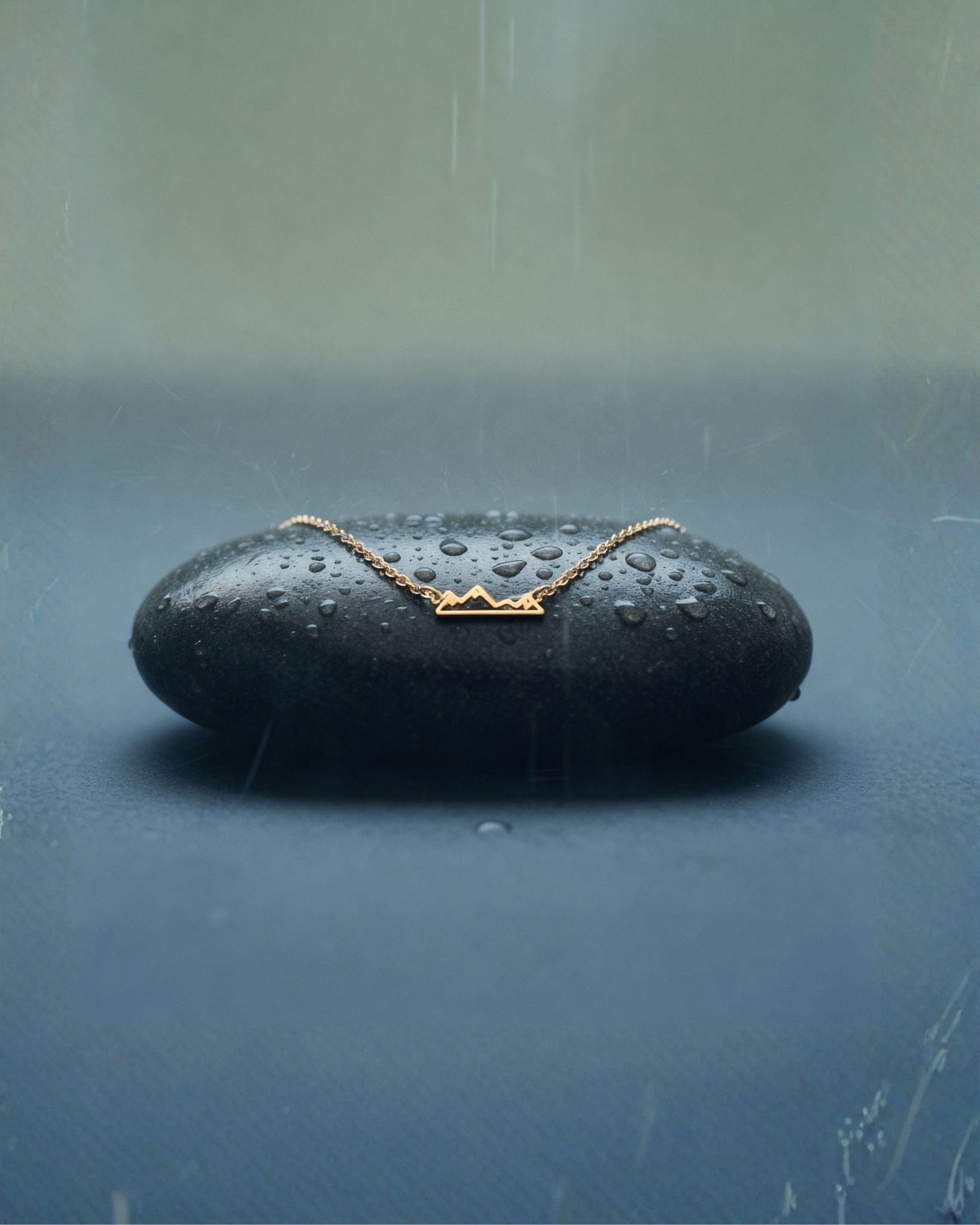 Kette mit Bergmotiv - rostfreier Edelstahl